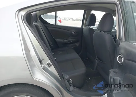 2013 Nissan Versa 1.6 Sv z USA, uszkodzony, nr VIN 3N1CN7AP9DL886835